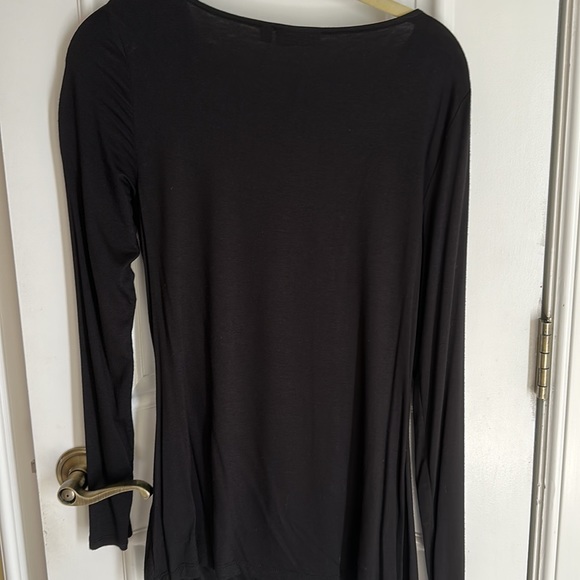 Apt 9 dropped neckline rayon blouse Size Medium - Picture 5 of 8